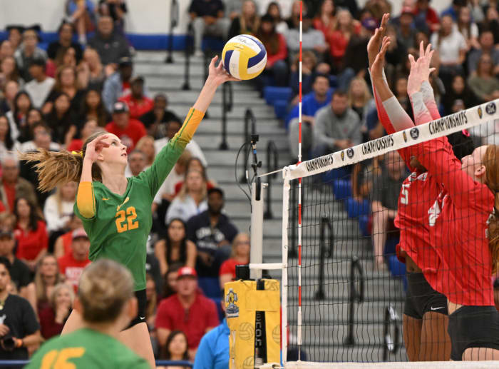 Mater Dei 3, Mira Costa 0 2023 girls vball SS D1 championship by Heston Quan 11-04-2023110420236 (3)